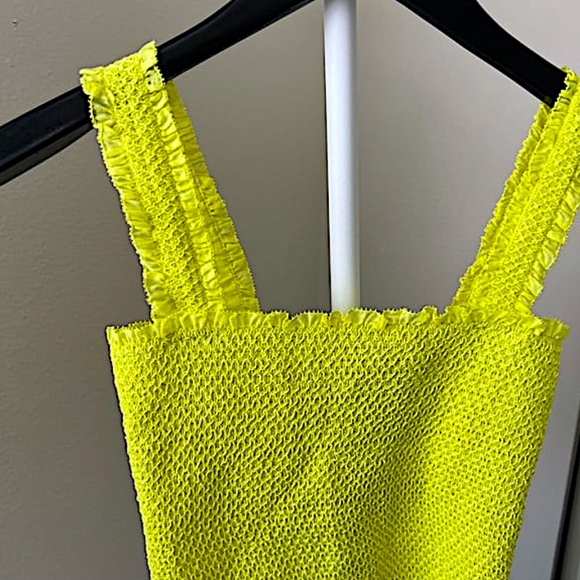 Penelope Smocked Ruffle Crop Top - Picture 8 of 14